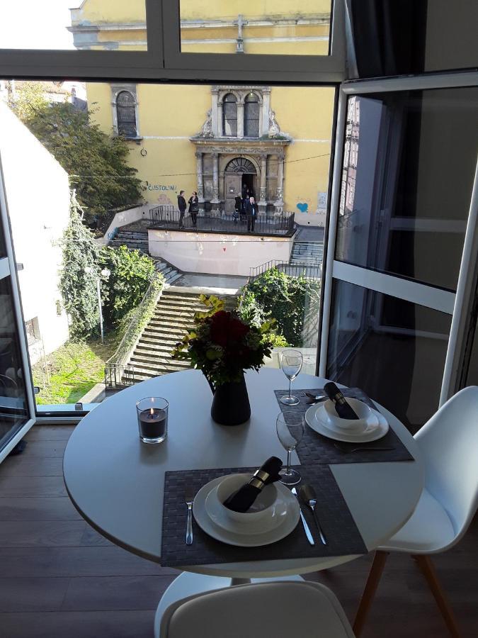 Zagraby Apartment